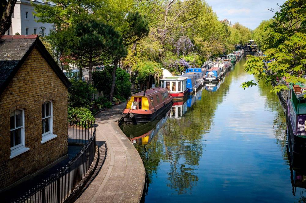 Canal boats 