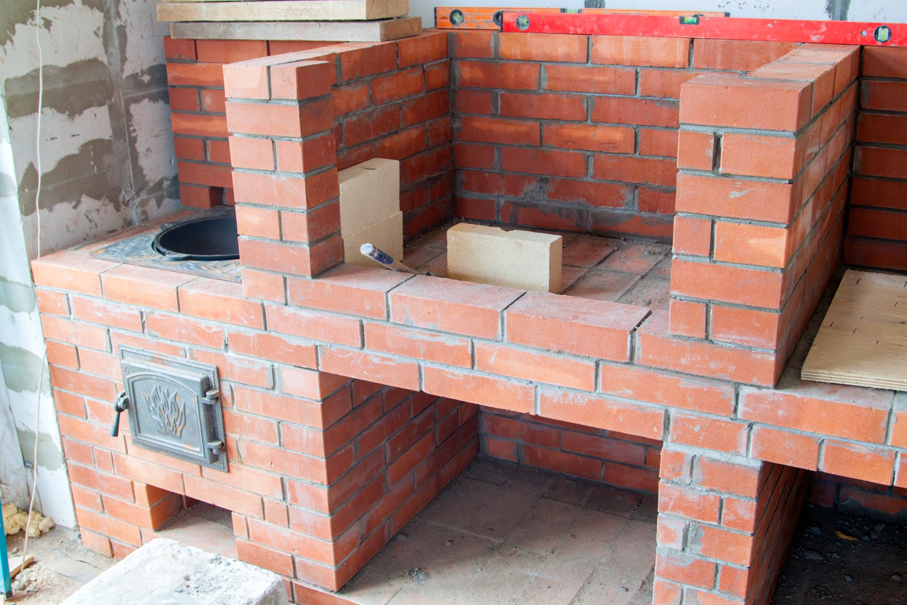 {{media%20url=building-outdoor-fireplace-kitchen-bbq