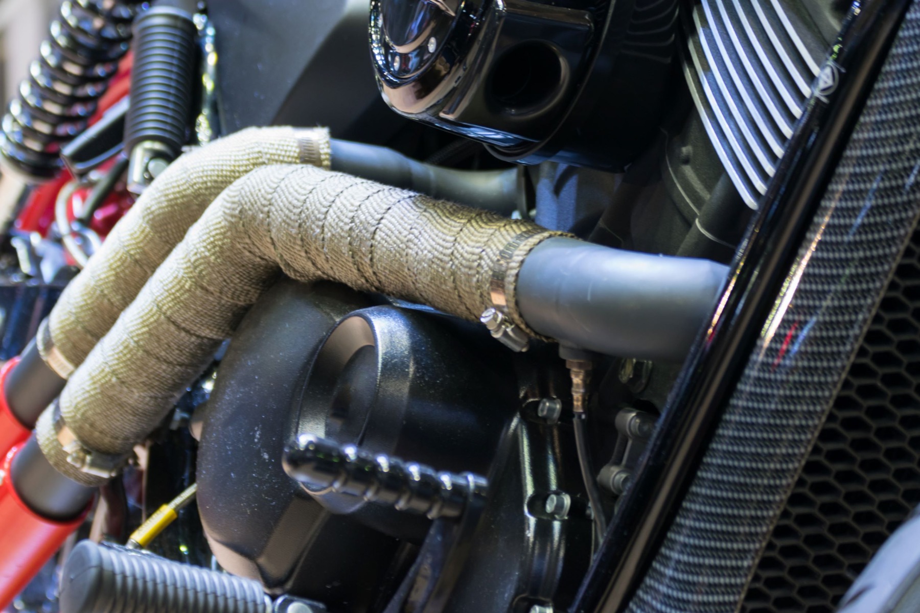 Extreme heat resistant exhaust pipe wrap Vitcas